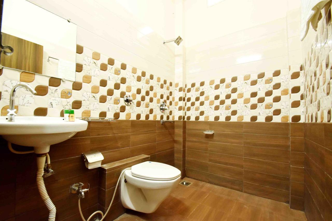 Hotel Hori Palace Ujjain Eksteriør bilde